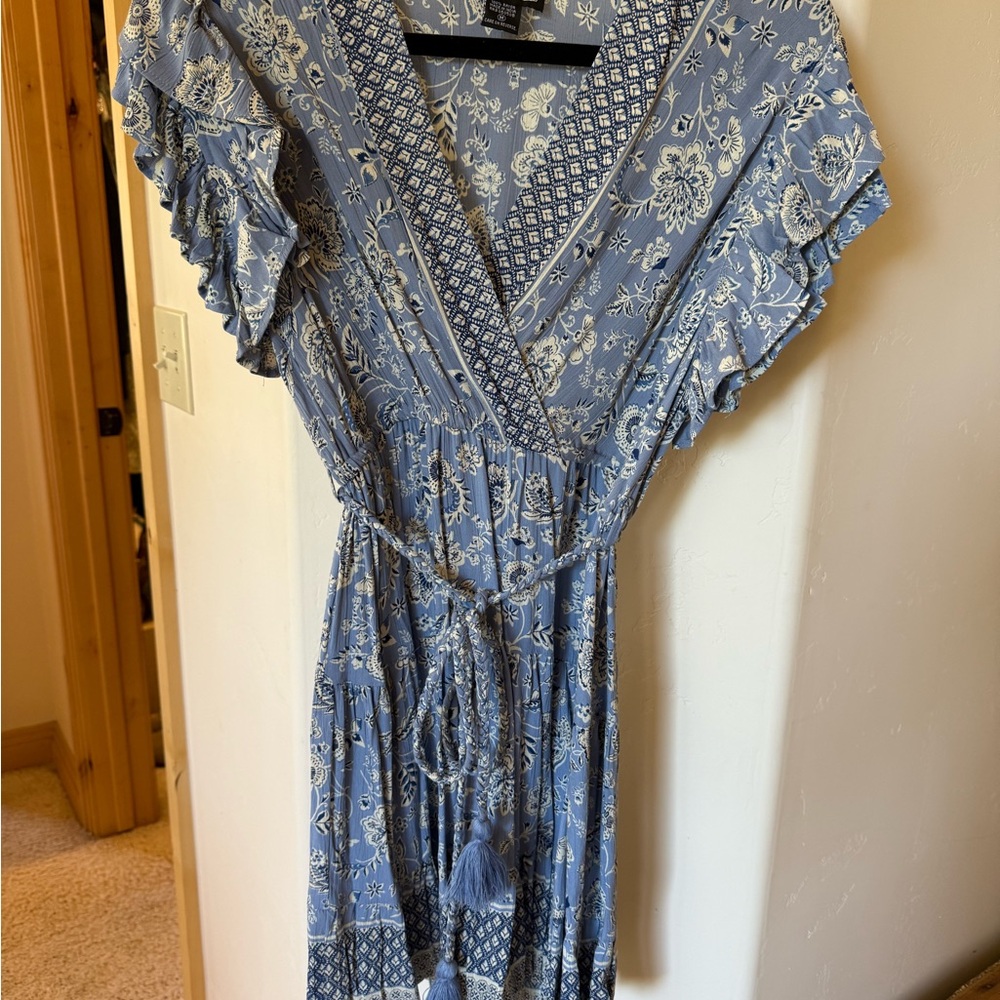 Angie Blue and White Maxi Sundress with Flutter Sleeves